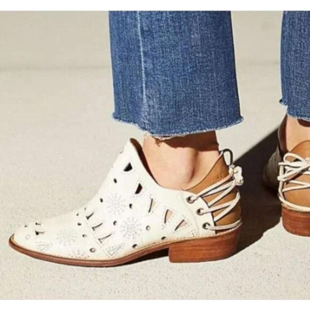 Anthropologie White Cutout Leather Ankle Booties with Tan Heel
